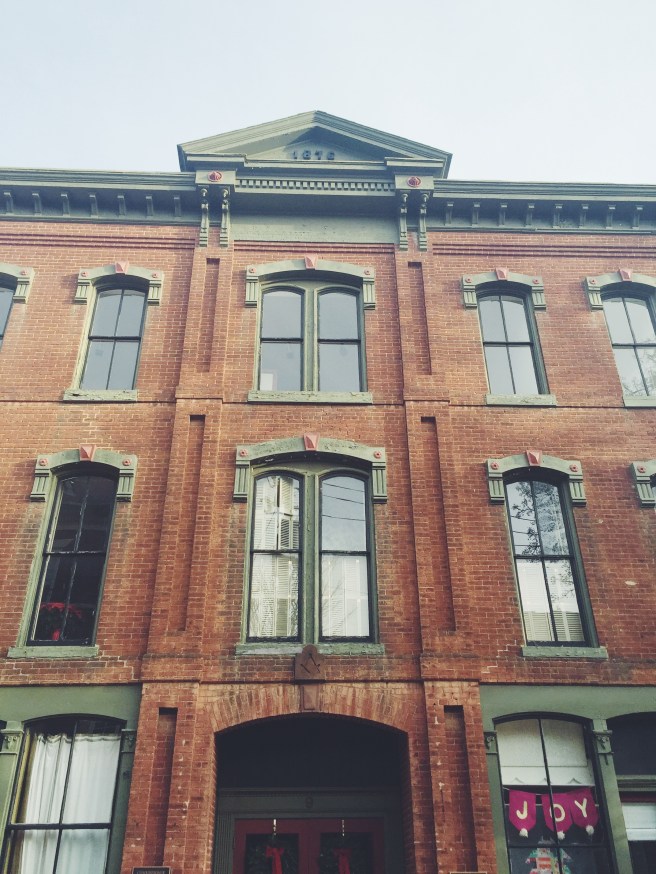 Processed with VSCOcam with f2 preset